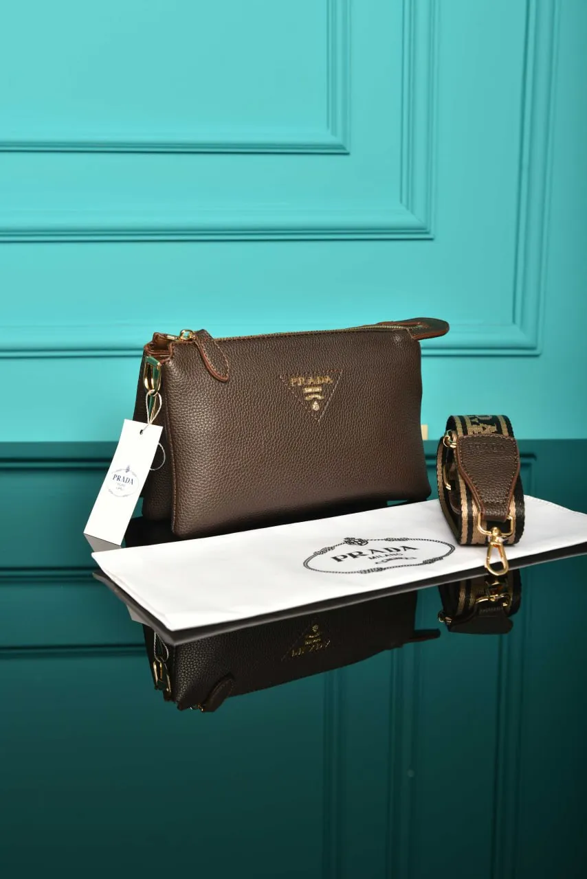 Vitello Daino Soft Mini Zippered Bag Argilla Brown