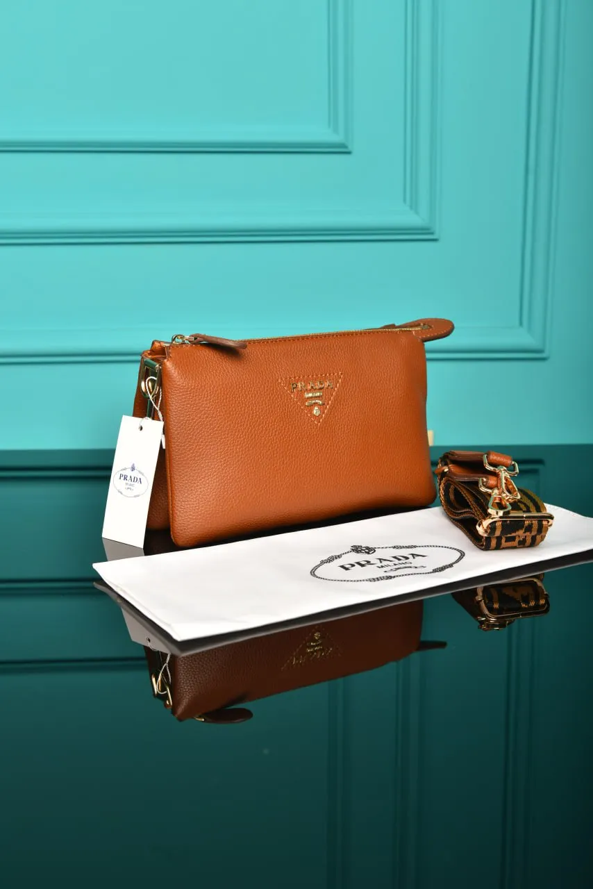 Vitello Daino Soft Mini Zippered Bag Argilla Orange