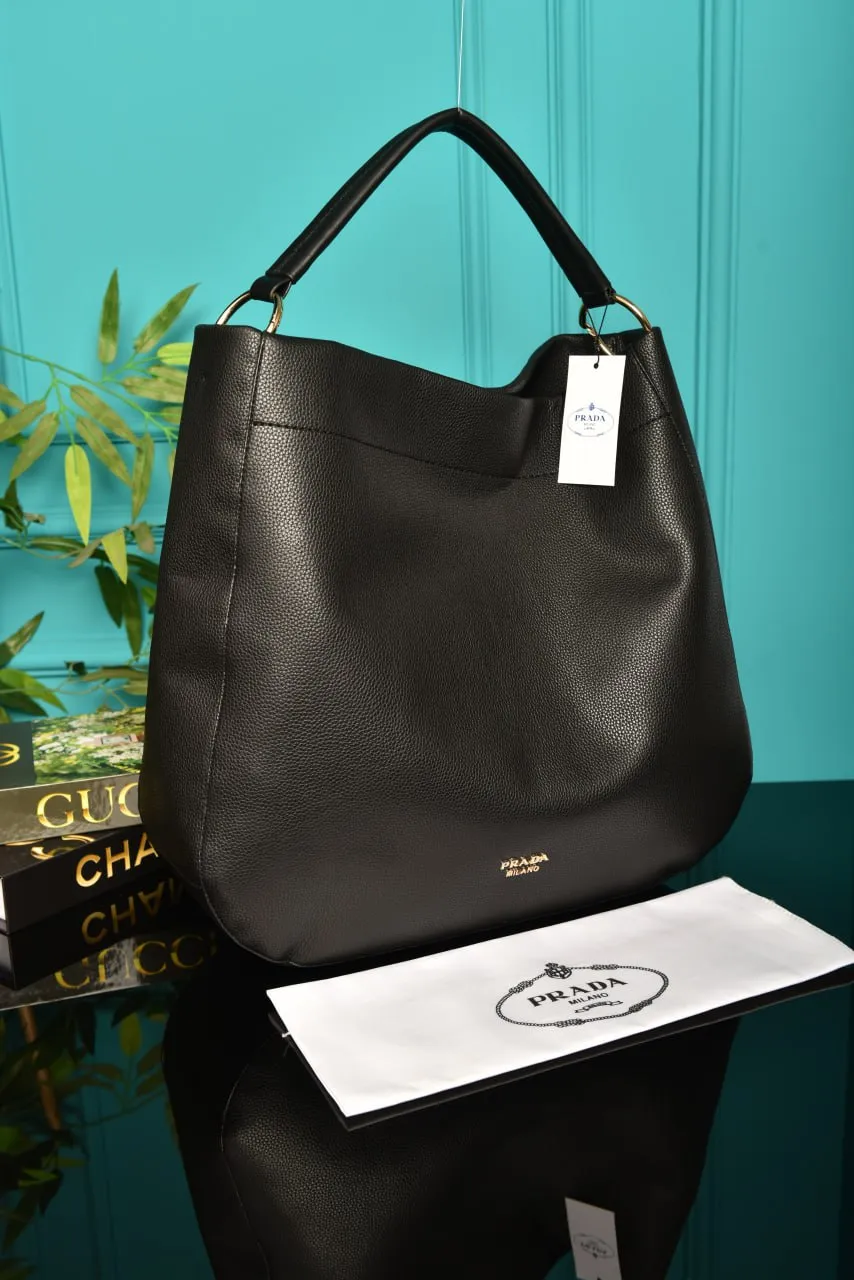 Large Leather Shoulder Bag Black