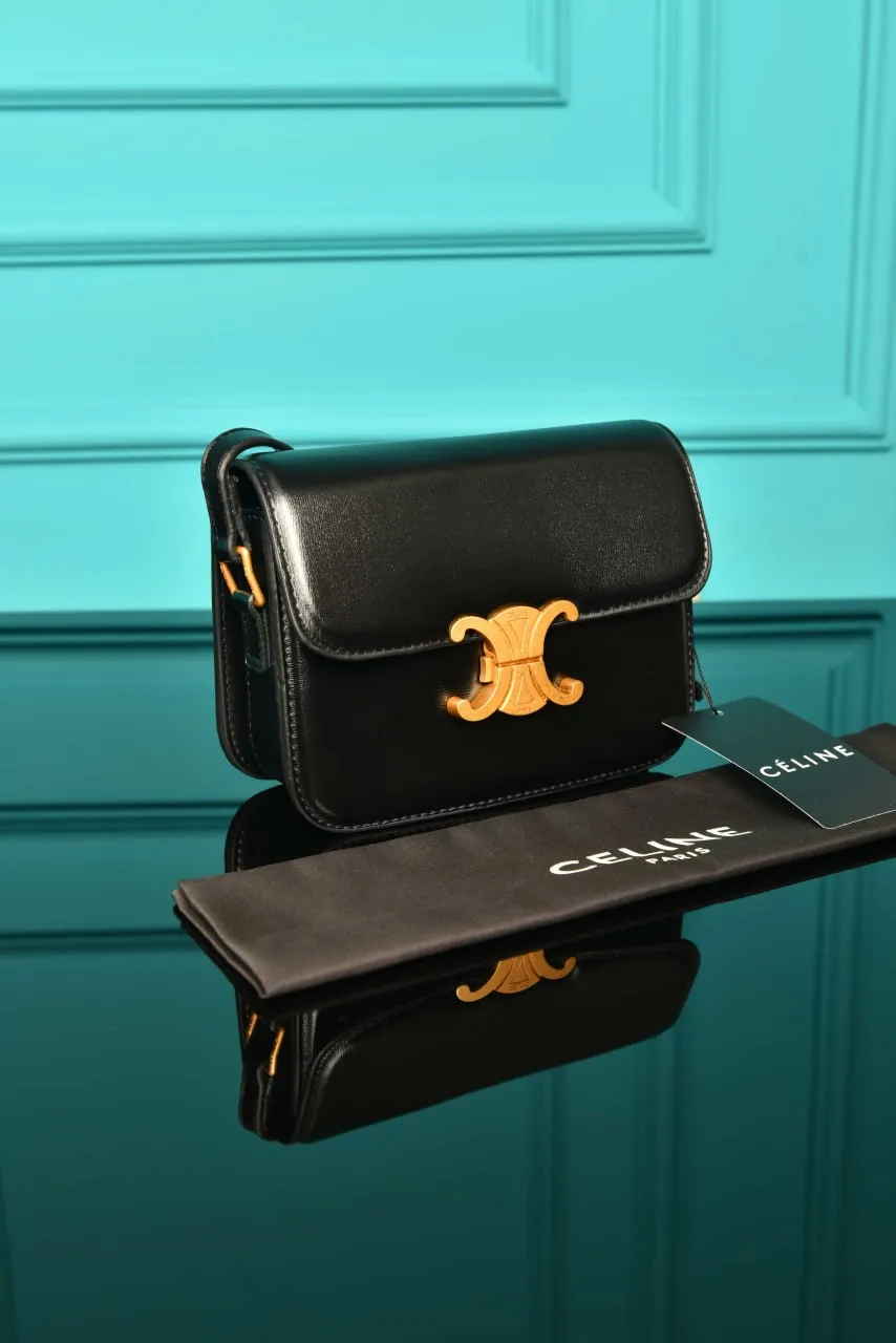 Classique Triomphe Bag in Shiny Black