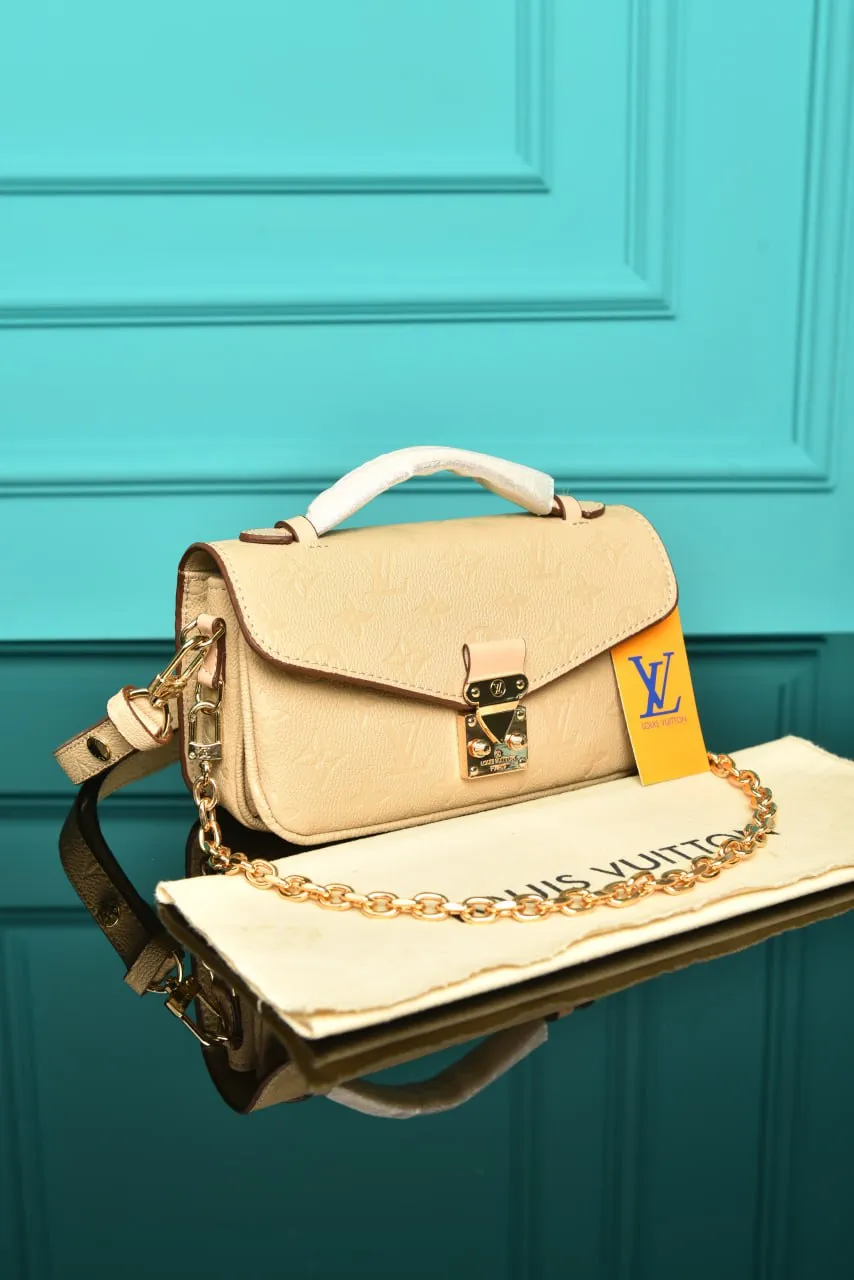 Pochette Metis East Cream