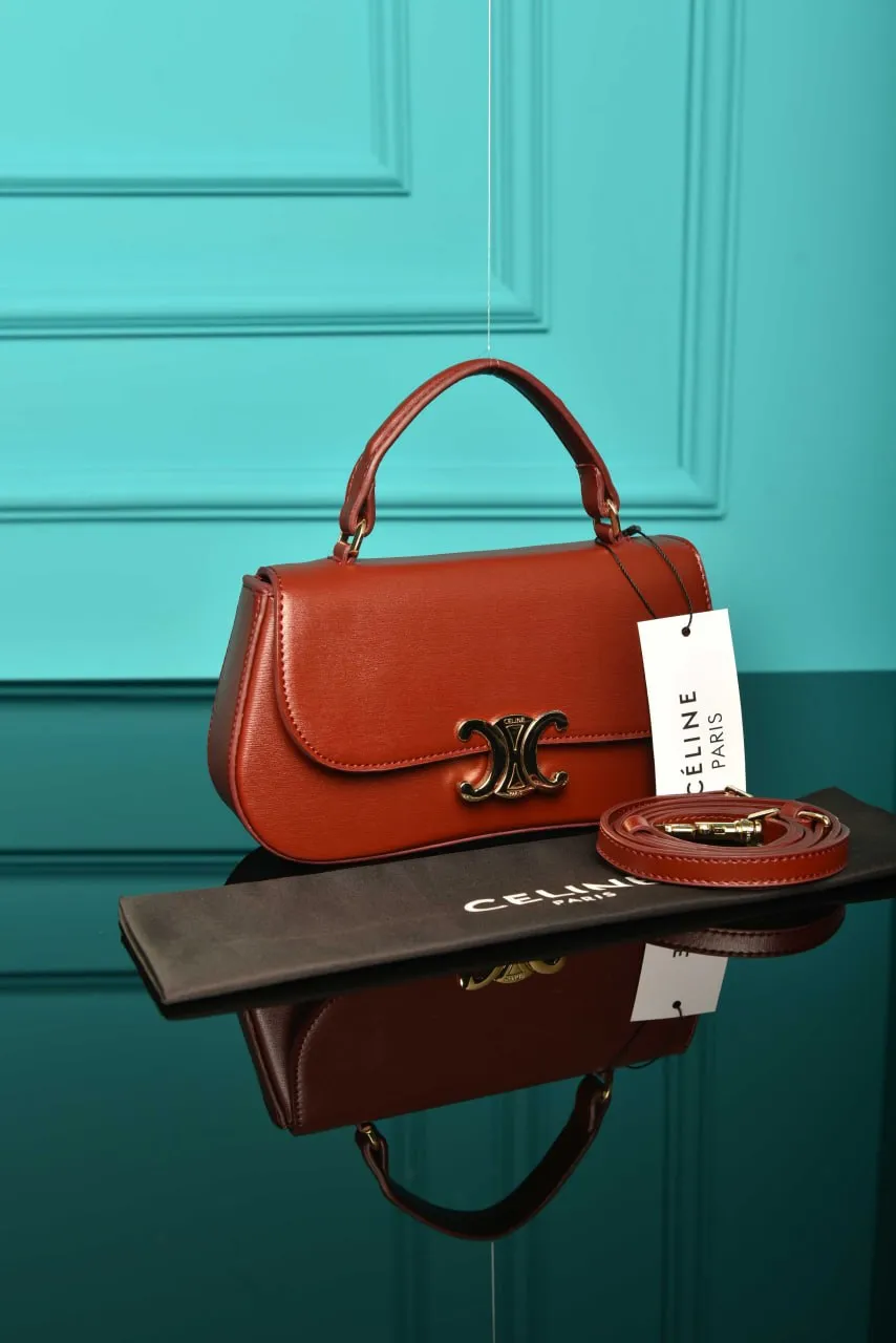 Lola in Shiny Calfskin Red